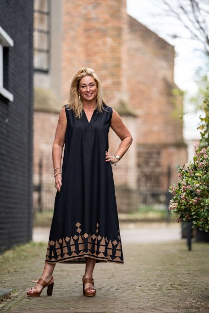 Alpha Studio jurk zwart bies voorjaar zomer lente 2024_2