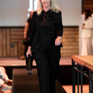 Annette Gortz zwarte outfit zomer 2025_2