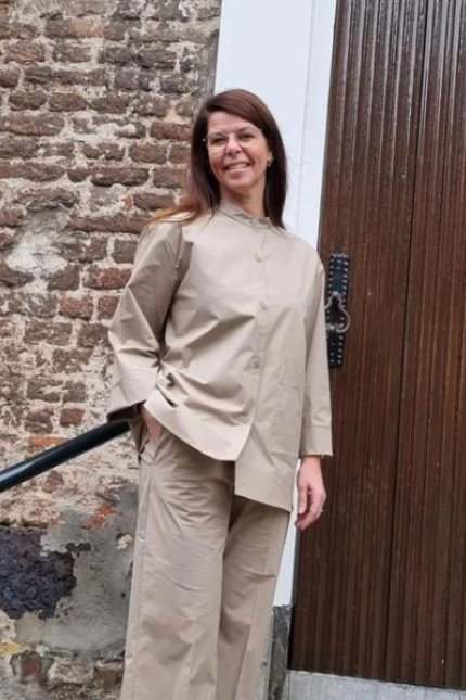 Le Tricot Perugia blouse pantalon beige zomer 2023_2