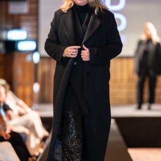 Marc Cain mantel pantalon laars Anneclaire vest Alpha Studio kol  winter 2024-2025_2