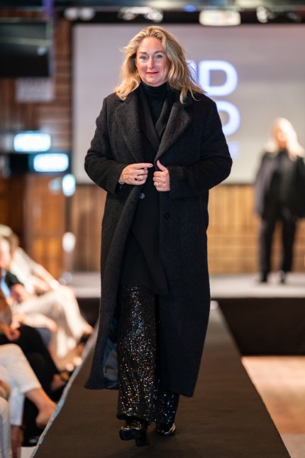Marc Cain mantel pantalon laars Anneclaire vest Alpha Studio kol  winter 2024-2025_2