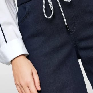 Marc Cain Sports wijde_stretchy_jeans hb mode-Winter 2025-2026_3