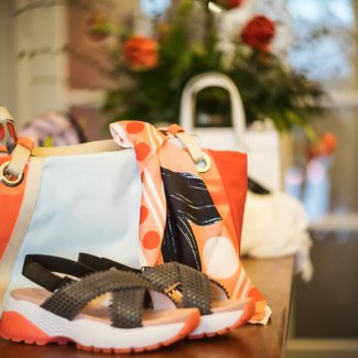 Marc Cain tas sandalen shawl lente zomer 2019 voorjaar hb mode