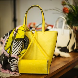 Marc Cain tas shawl geel lente zomer 2019 voorjaar hb mode