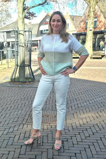 mix match Anneclaire pullover Marc Cain jeans zomer 2023 HB MODE_1