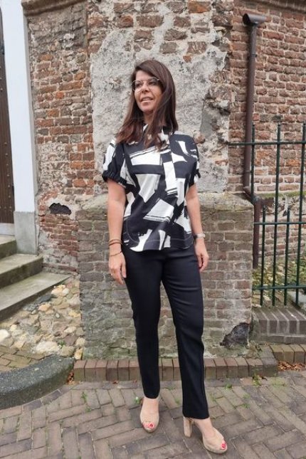 Natan blouse zwart wit smalle pantalon zomer 2022