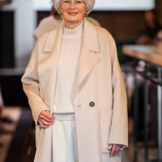 Peserico jurk outfit winter 2025 2026_4