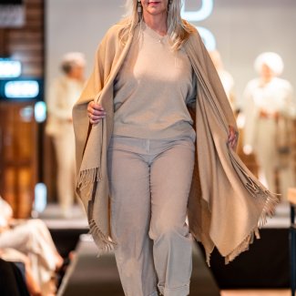 Pesrico outfit Marc Cain laars winter 2024-2025_1
