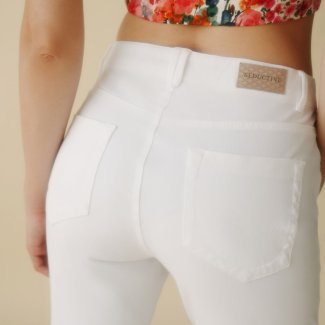 Seductive Pants zomer 2026 HB MODE SED_Claire Bootcut_2